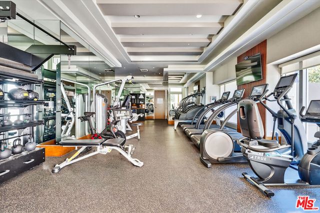 10727 Wilshire Boulevard 1802, Los Angeles, CA 90024