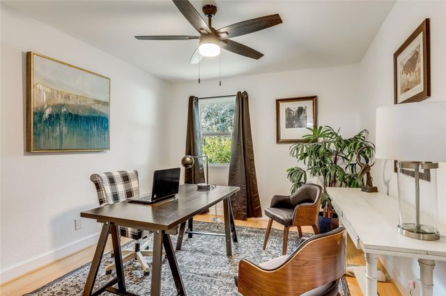 125 Comanche PT, Point Venture, TX 78645