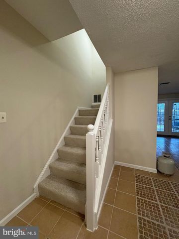 14471 WHISPERWOOD CT, Dumfries, VA 22025