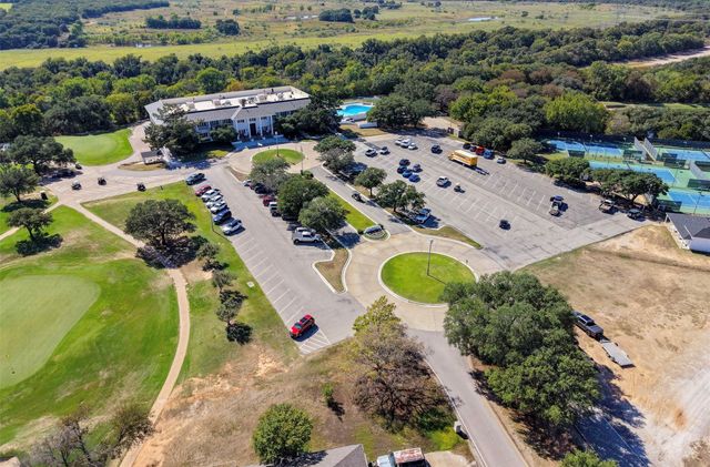 2513 Buckskin Drive, Granbury, TX 76049