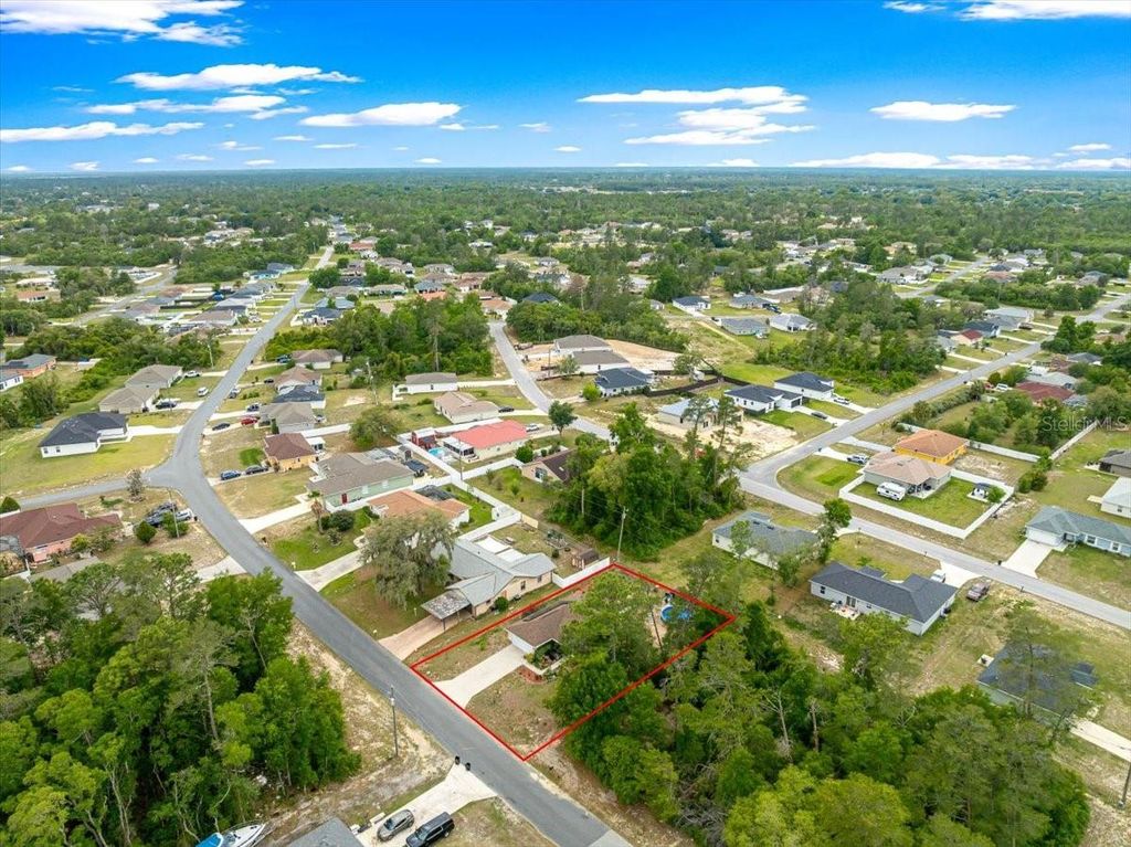Image 25 of property listing at 14544 SW 24TH COURT ROAD, Ocala, FL 34473