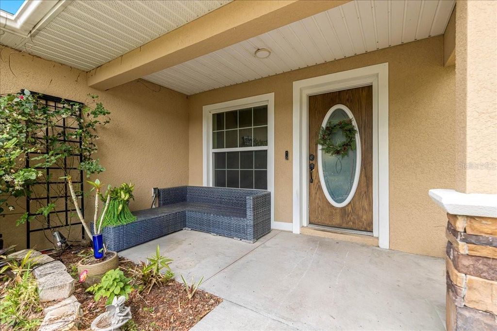 Image 4 of property listing at 14544 SW 24TH COURT ROAD, Ocala, FL 34473