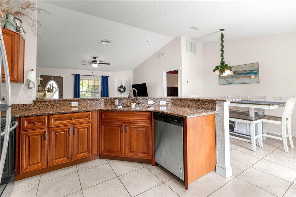 Image 10 of property listing at 14544 SW 24TH COURT ROAD, Ocala, FL 34473