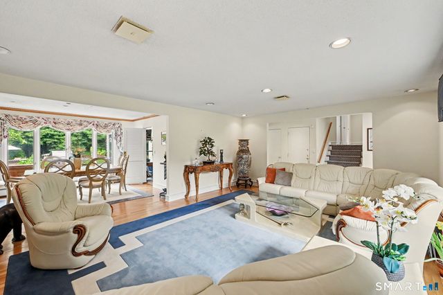 29 Old Logging Road, Stamford, CT 06903