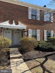1608 HUNTINGDON MEWS, Clementon, NJ 08021