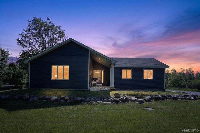 4966 Mack Road, Oceola Township, MI 48855