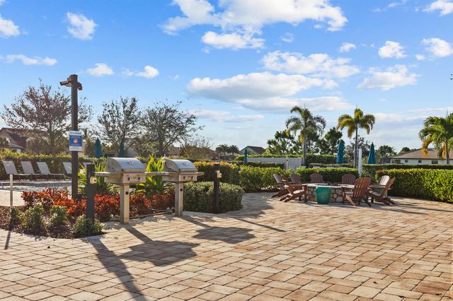 786 SE Courances Drive, Port St. Lucie, FL 34984