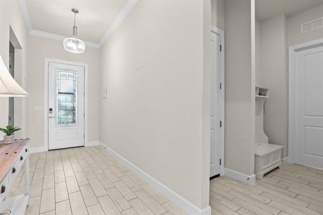 786 SE Courances Drive, Port St. Lucie, FL 34984