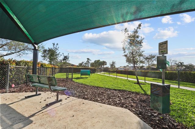786 SE Courances Drive, Port St. Lucie, FL 34984