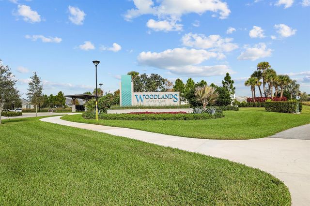 786 SE Courances Drive, Port St. Lucie, FL 34984