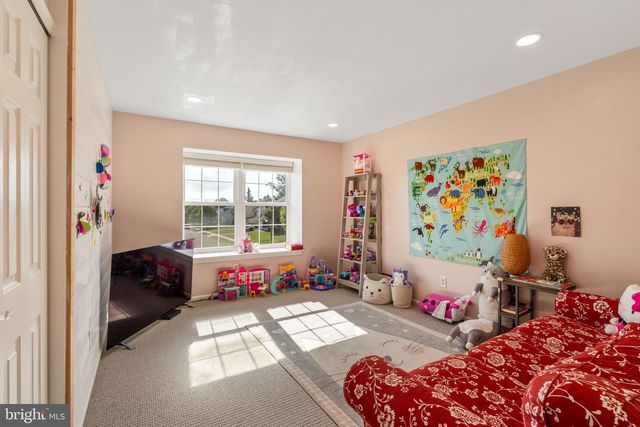 432 REVERE DR, Southampton, PA 18966