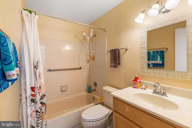 432 REVERE DR, Southampton, PA 18966