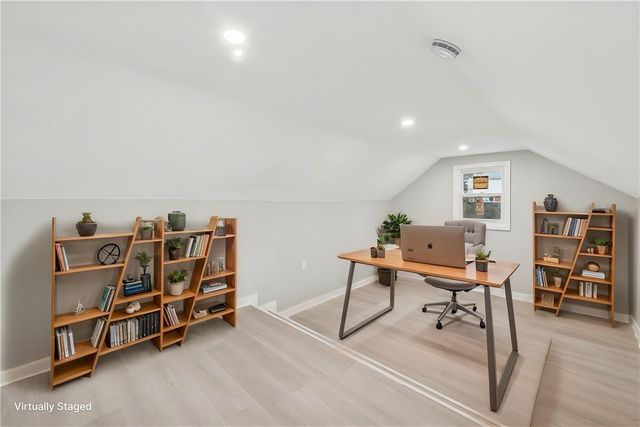 4531 Ridgeview Dr, Hempfield Twp, PA 15601