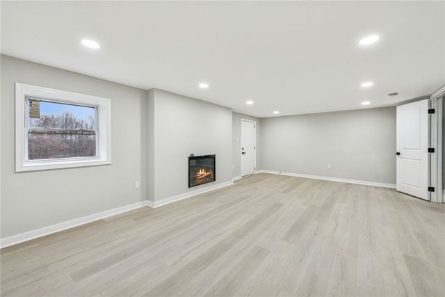 4531 Ridgeview Dr, Hempfield Twp, PA 15601