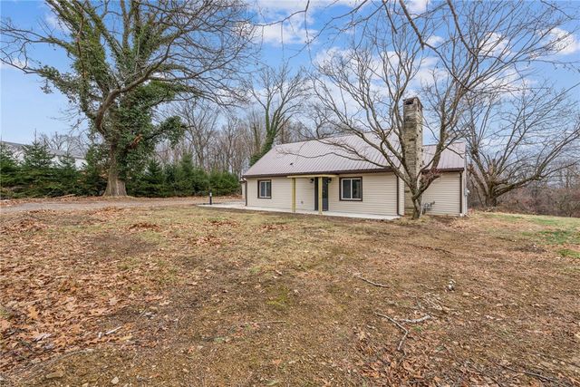 4531 Ridgeview Dr, Hempfield Twp, PA 15601