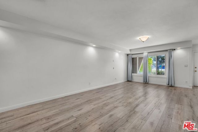 8025 Redlands Street 15, Los Angeles, CA 90293
