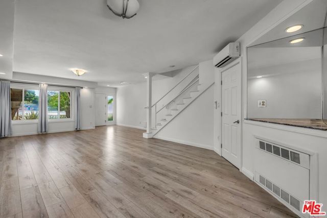 8025 Redlands Street 15, Los Angeles, CA 90293