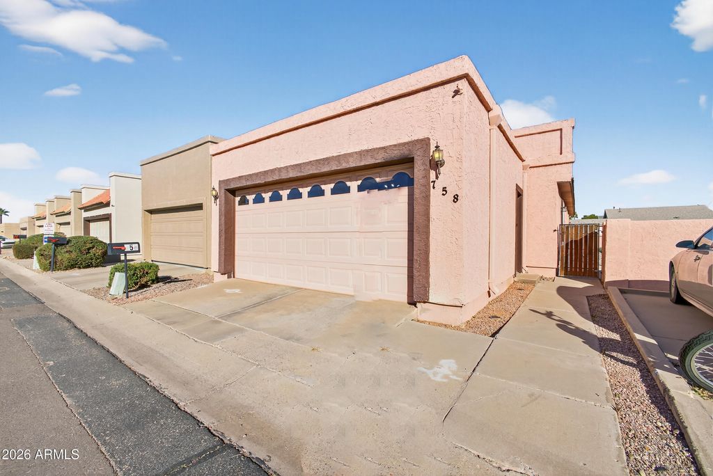758 E PEPPER Drive, Casa Grande, AZ 85122