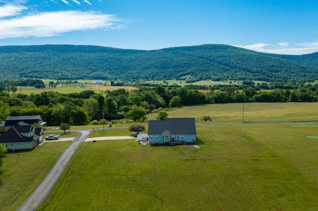 17 Rivers Edge Road, Dunlap, TN 37327