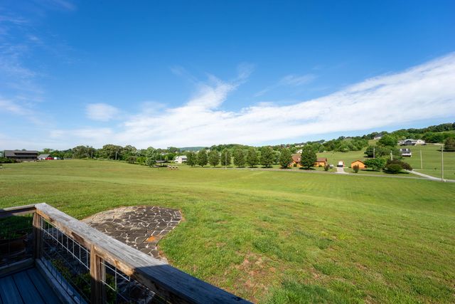 17 Rivers Edge Road, Dunlap, TN 37327