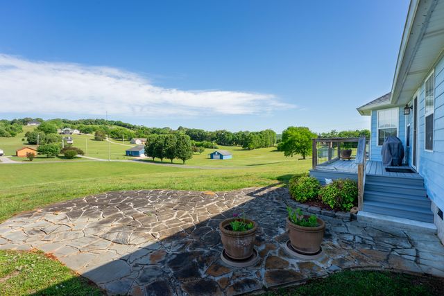 17 Rivers Edge Road, Dunlap, TN 37327