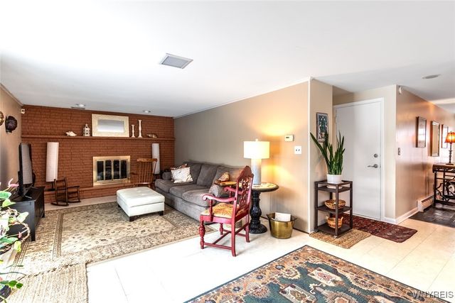 245 Ranch Trail, Amherst, NY 14221