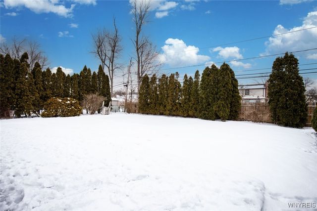 245 Ranch Trail, Amherst, NY 14221