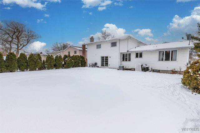 245 Ranch Trail, Amherst, NY 14221