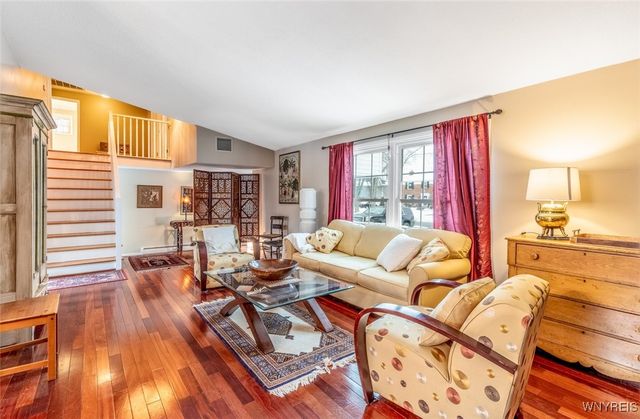 245 Ranch Trail, Amherst, NY 14221