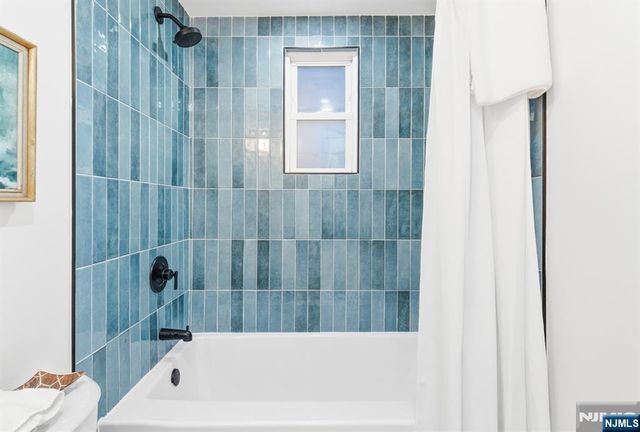 86 Roosevelt Avenue, Belleville, NJ 07109