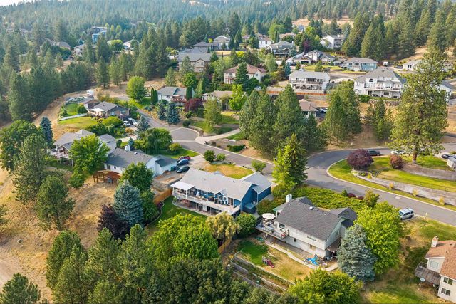18616 E Cerro Ct, Otis Orchards, WA 99027
