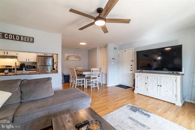 506 THE WOODS, Cherry Hill, NJ 08003