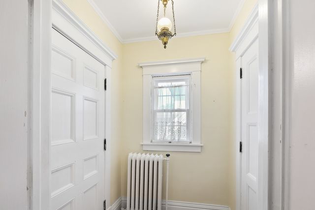 702 E Montgomery Street, Knoxville, IA 50138