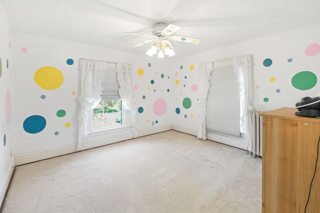 702 E Montgomery Street, Knoxville, IA 50138