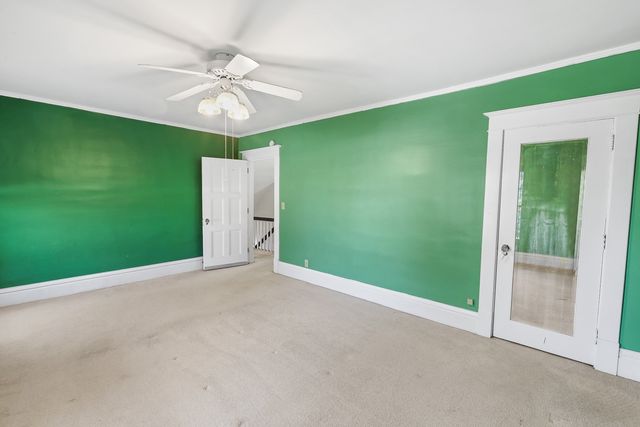 702 E Montgomery Street, Knoxville, IA 50138