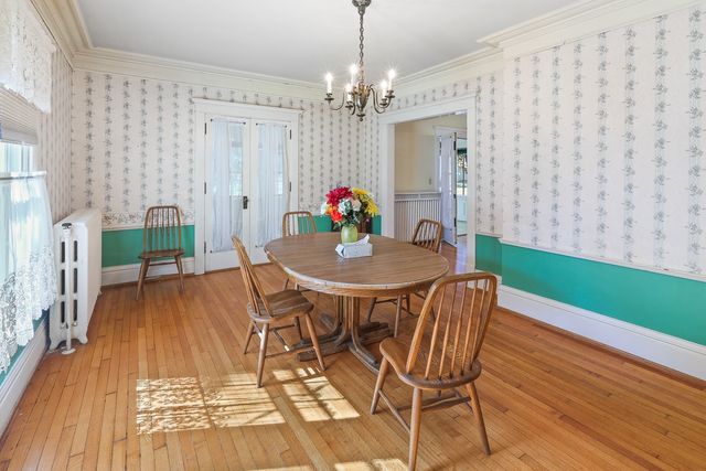 702 E Montgomery Street, Knoxville, IA 50138