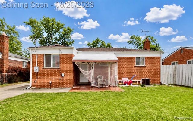 23223 Panama Avenue, Warren, MI 48091