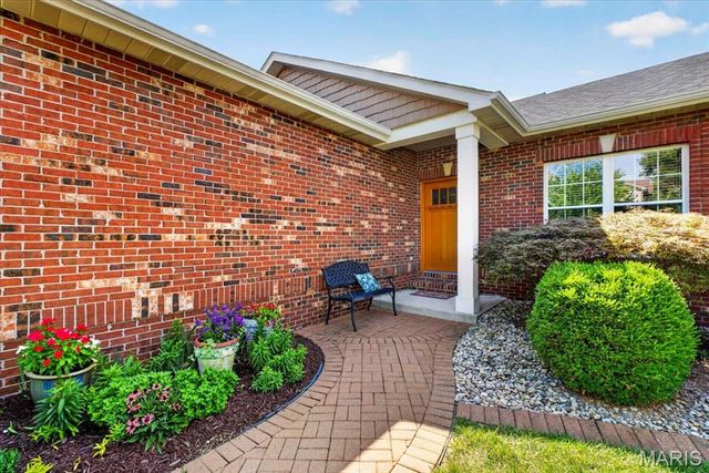 1920 Butler Boulevard, Edwardsville, IL 62025