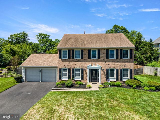 6 GOLDENROD CT, Newtown, PA 18940