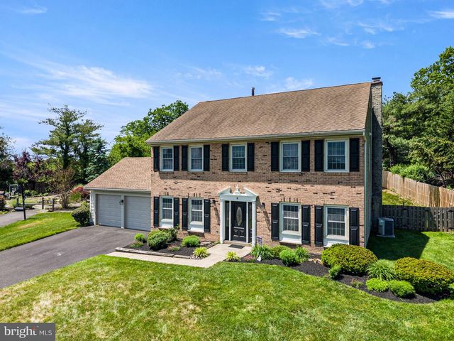 6 GOLDENROD CT, Newtown, PA 18940