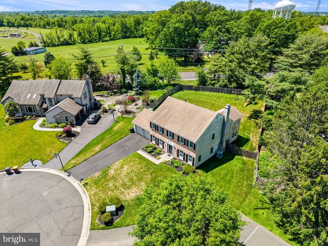 6 GOLDENROD CT, Newtown, PA 18940