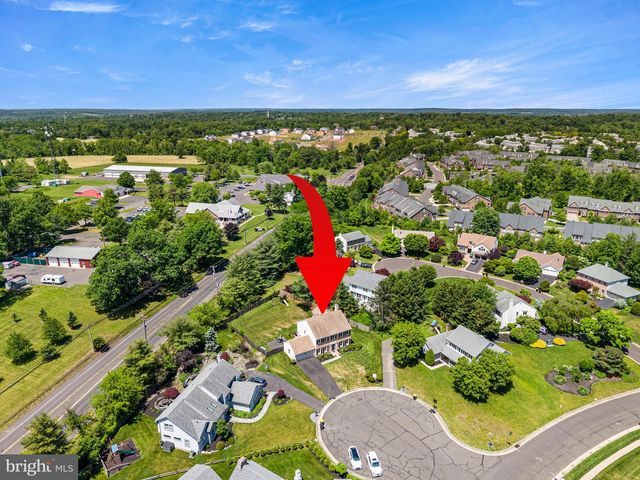 6 GOLDENROD CT, Newtown, PA 18940