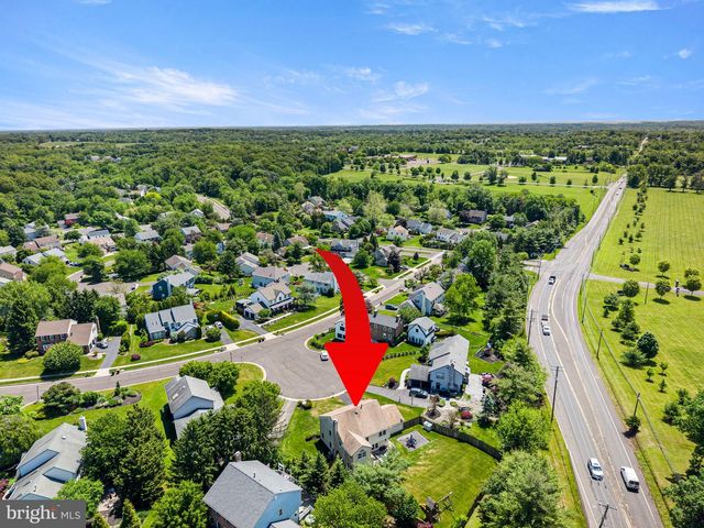 6 GOLDENROD CT, Newtown, PA 18940
