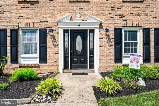 6 GOLDENROD CT, Newtown, PA 18940