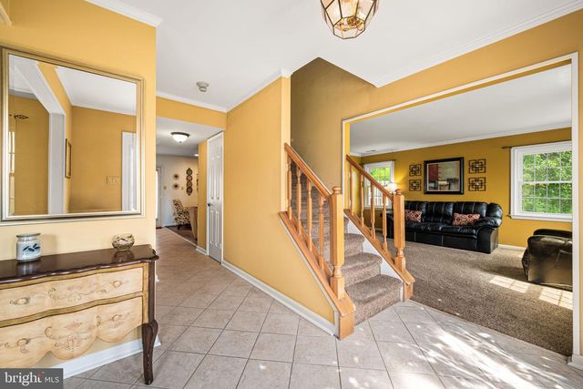 6 GOLDENROD CT, Newtown, PA 18940