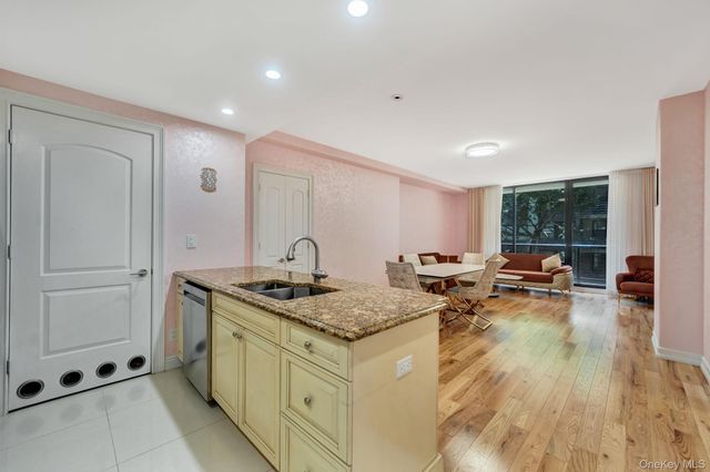 63-36 99th Street 3K, Rego Park, NY 11374