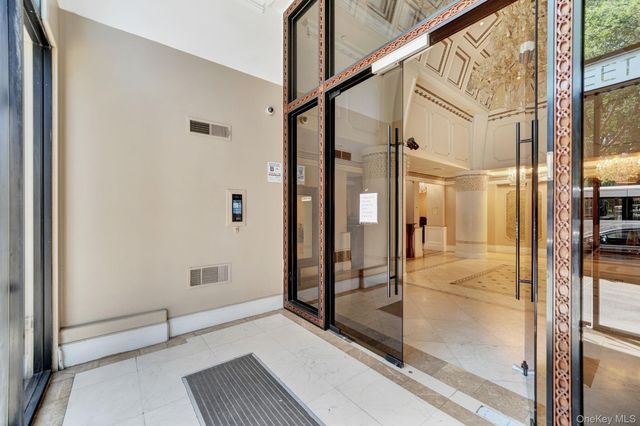 63-36 99th Street 3K, Rego Park, NY 11374