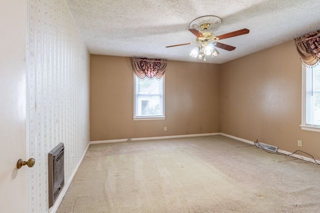 544 E Madison St, Pulaski, TN 38478