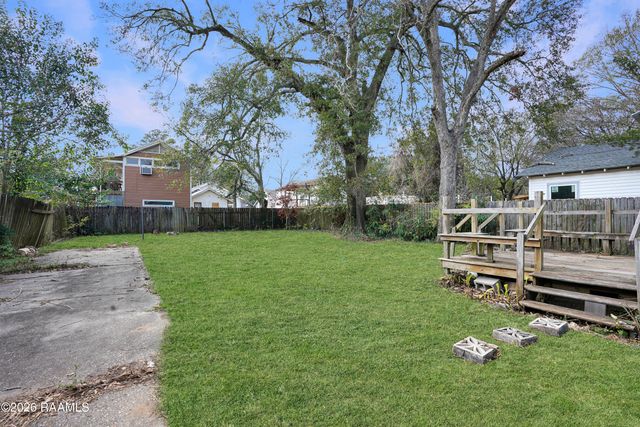 617 Cedar Crest Court, Lafayette, LA 70501