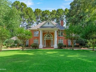 433 Regency Boulevard, Shreveport, LA 71106